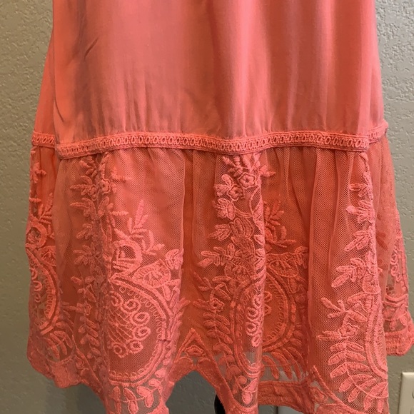 Monoreno lace and crocheted dress size small - Picture 3 of 8